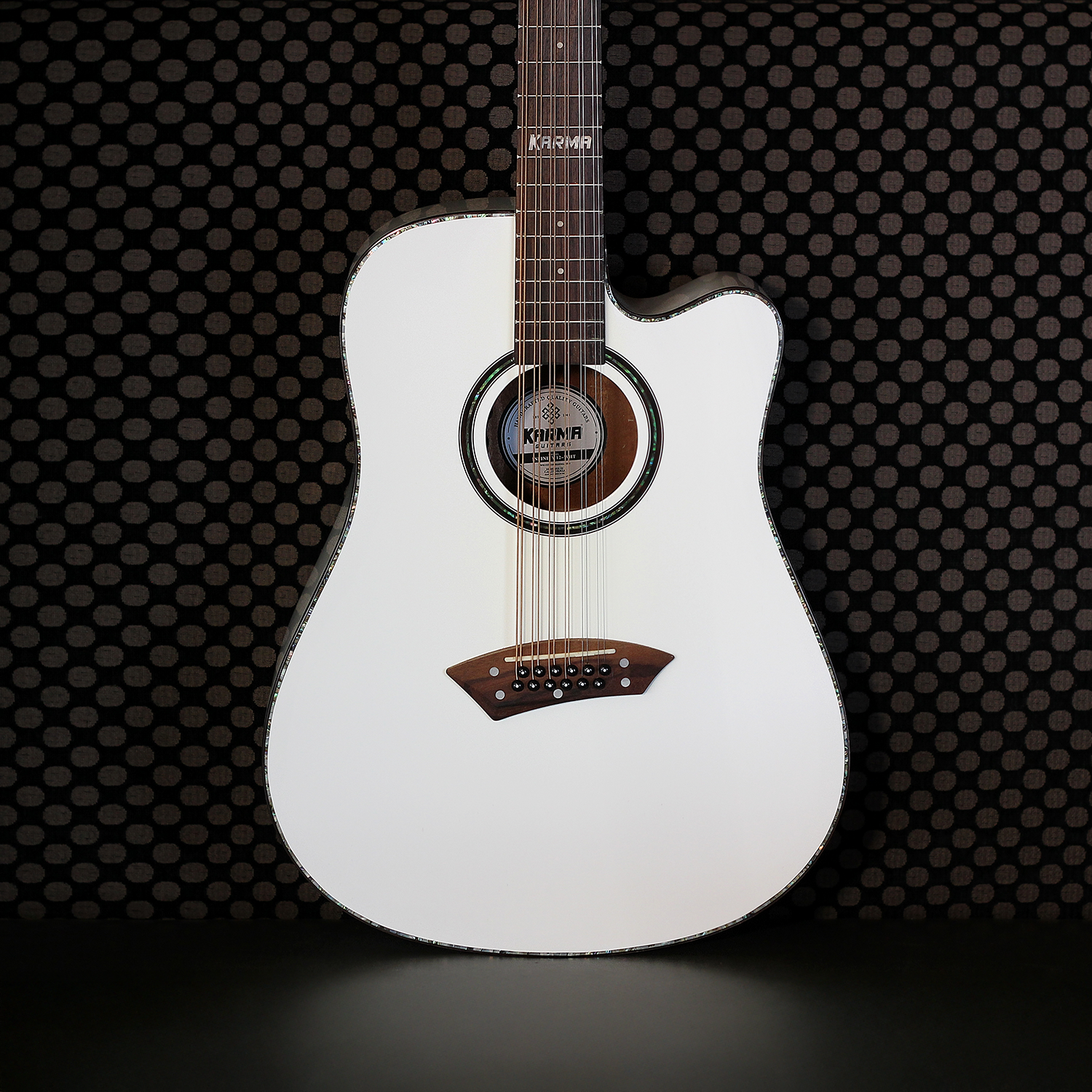 Karma INFINITY Docerola (Zurda) 12-WHI + ESTUCHE RÍGIDO