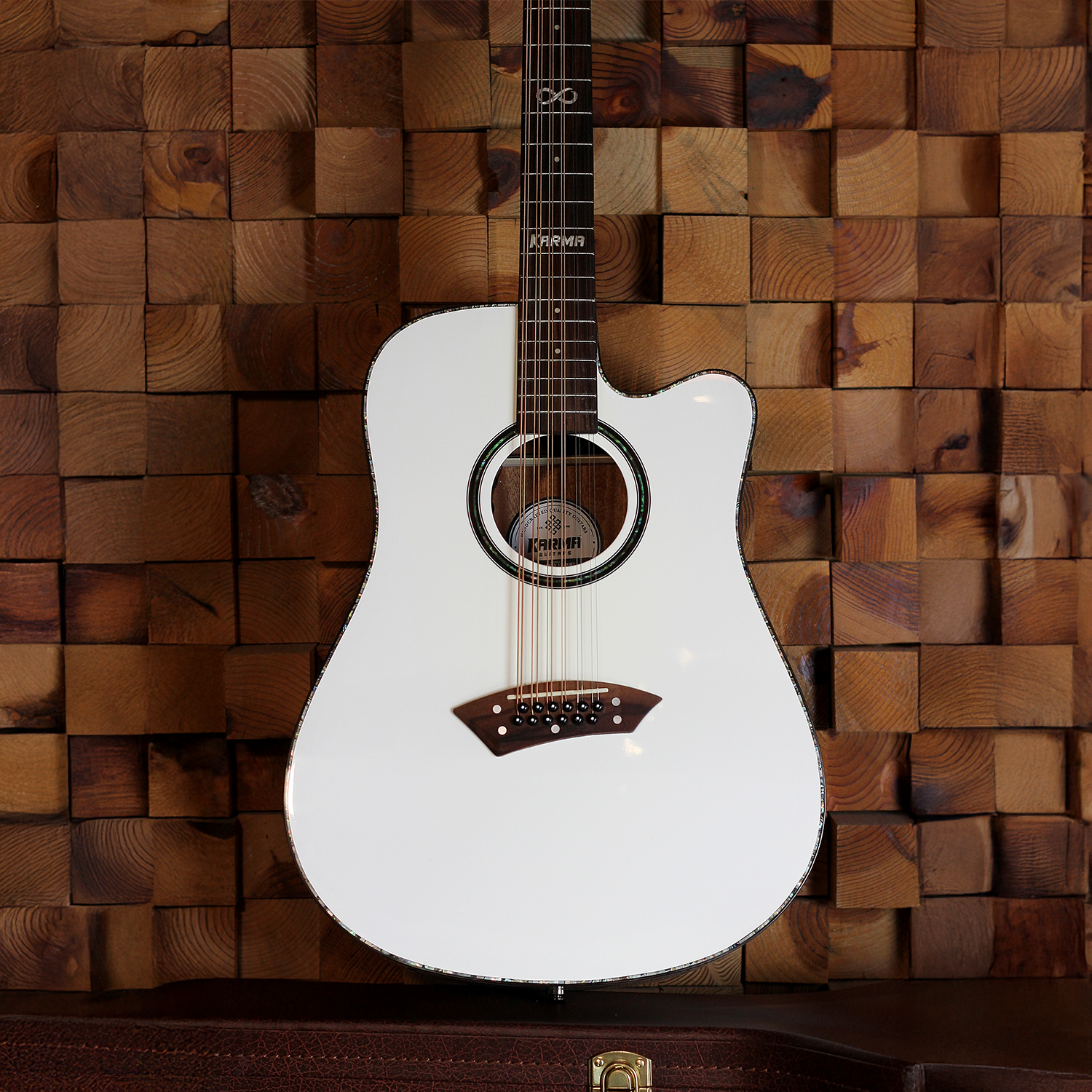 Karma INFINITY Docerola (Zurda) 12-WHI