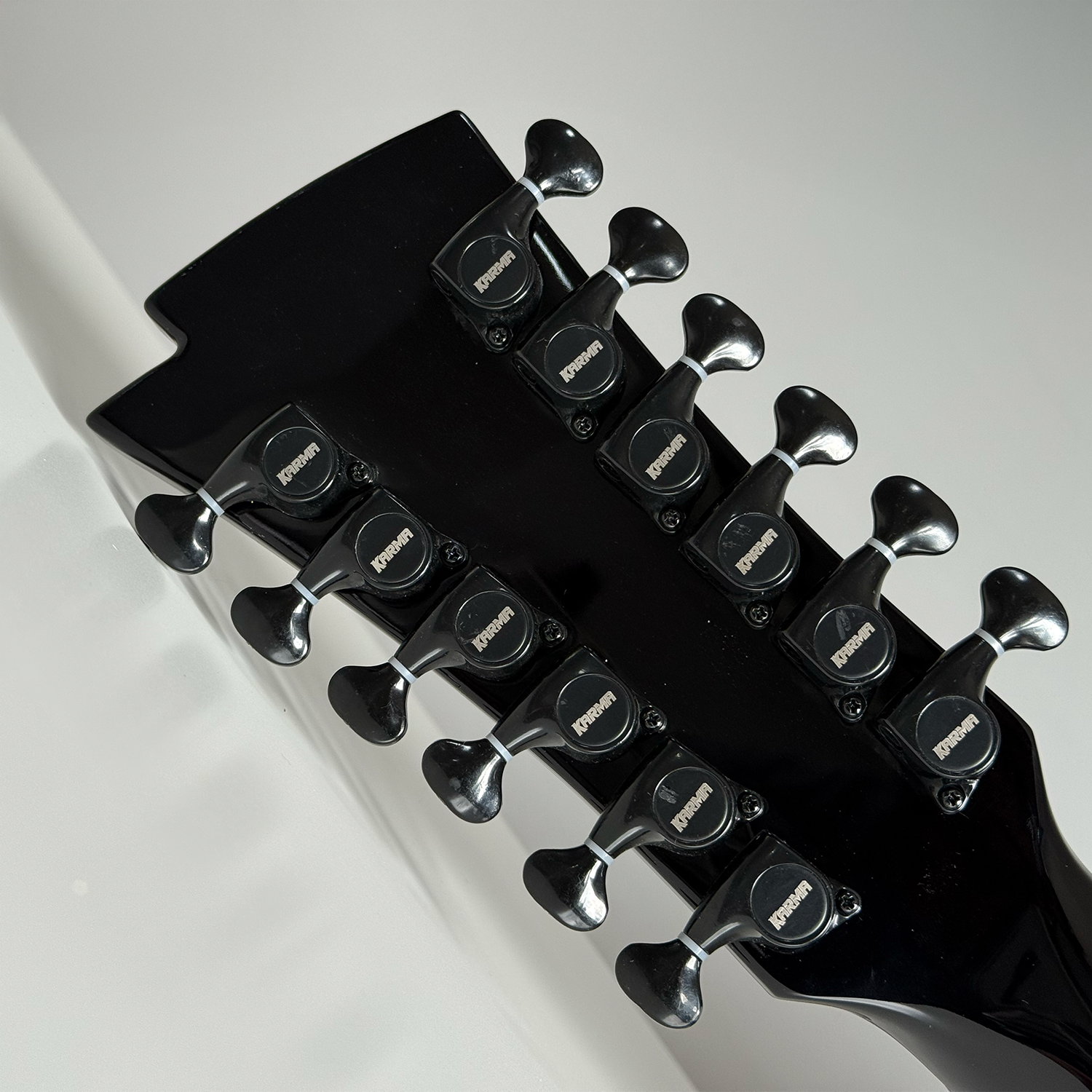 Karma SPIRIT Docerola 12-BLK ⚠️ PRE-VENTA