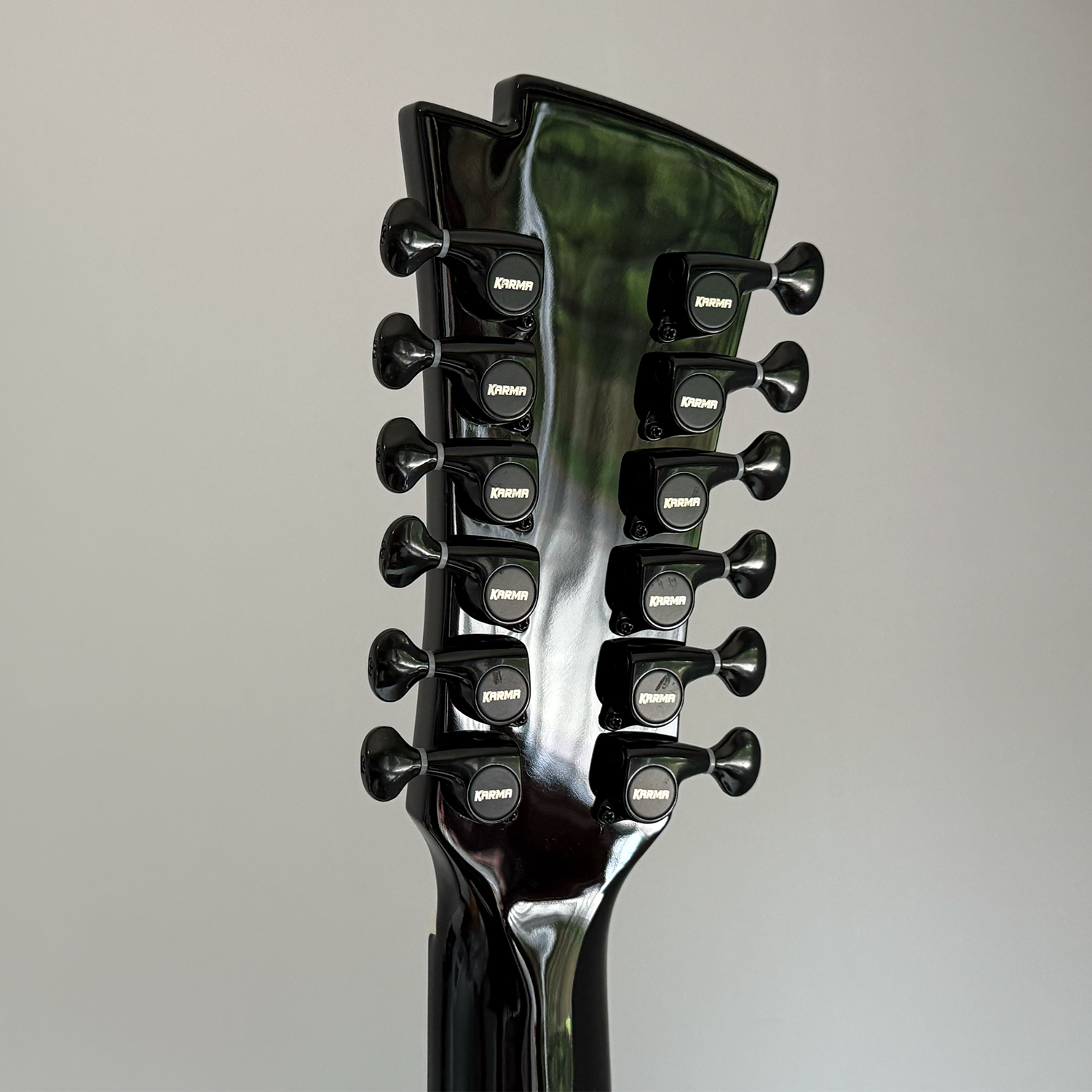 Karma SPIRIT Docerola 12-BLK ⚠️ PRE-VENTA