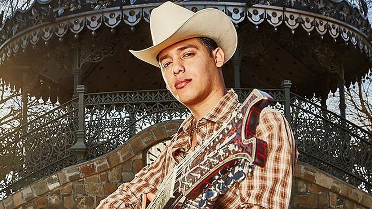 Historia de Ariel Camacho
